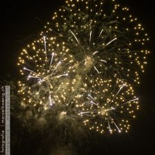 Feuerwerk | Fotoshooting by maksworld fotografie Basel/Oberwil (Fotograf: Marcel König)