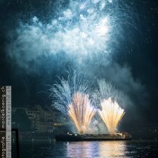 Feuerwerk | Fotoshooting by maksworld fotografie Basel/Oberwil (Fotograf: Marcel König)