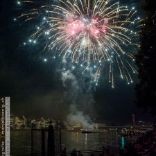 Feuerwerk | Fotoshooting by maksworld fotografie Basel/Oberwil (Fotograf: Marcel König)