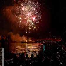 Feuerwerk | Fotoshooting by maksworld fotografie Basel/Oberwil (Fotograf: Marcel König)