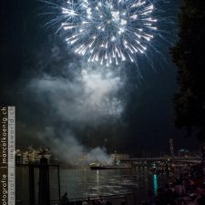 Feuerwerk | Fotoshooting by maksworld fotografie Basel/Oberwil (Fotograf: Marcel König)