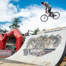 Bikefestival 2013 - Dirtjump | Fotoshooting by maksworld fotografie Basel/Oberwil (Fotograf: Marcel König)